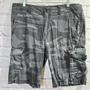 Unionbay Black Gray Camo Cargo Men's Shorts 34 Lightweight